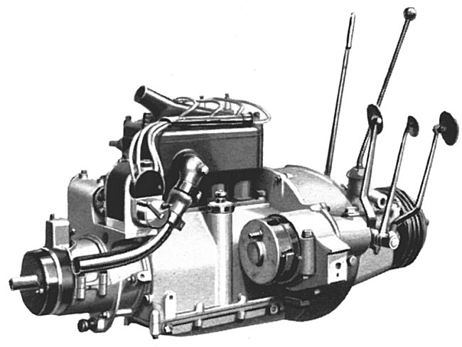 Motor von Seite Anlasser